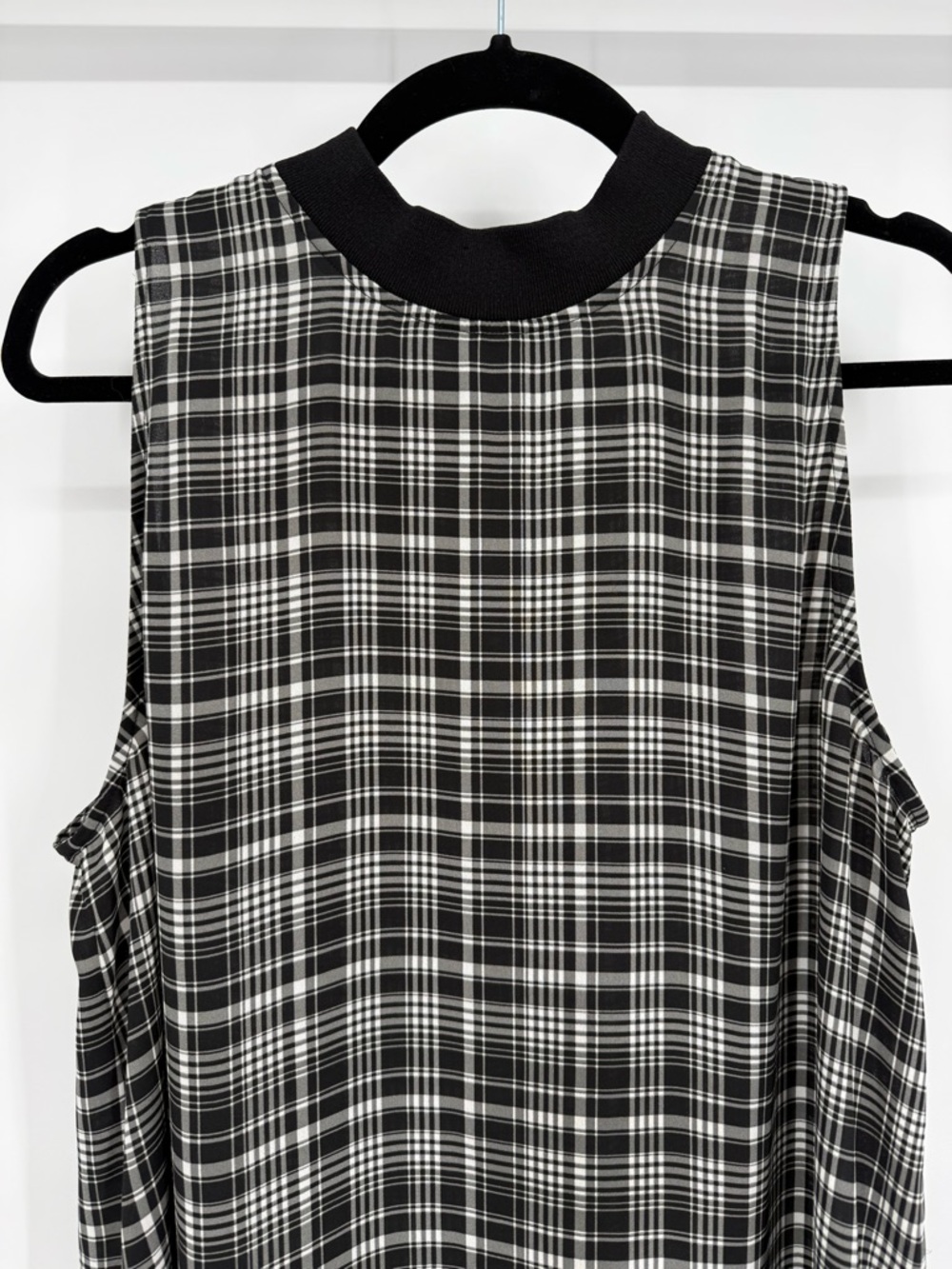 LOFT Plaid Sleeveless Blouse Mock Neck Zip Back Career Chic Preppy Chiffon Large - Picture 2 of 12